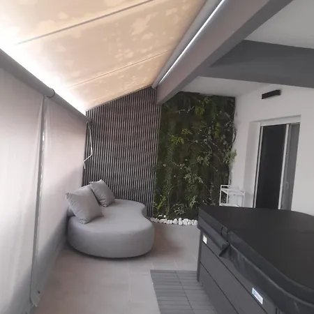 Edem Apartament Larissa